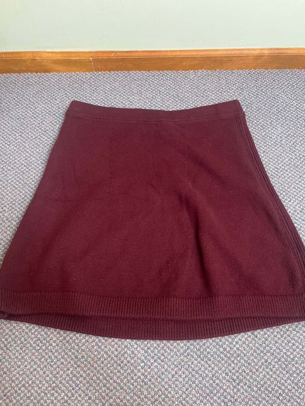 banana Republic burgundy Heavy Knit Mini Skirt XL Tall